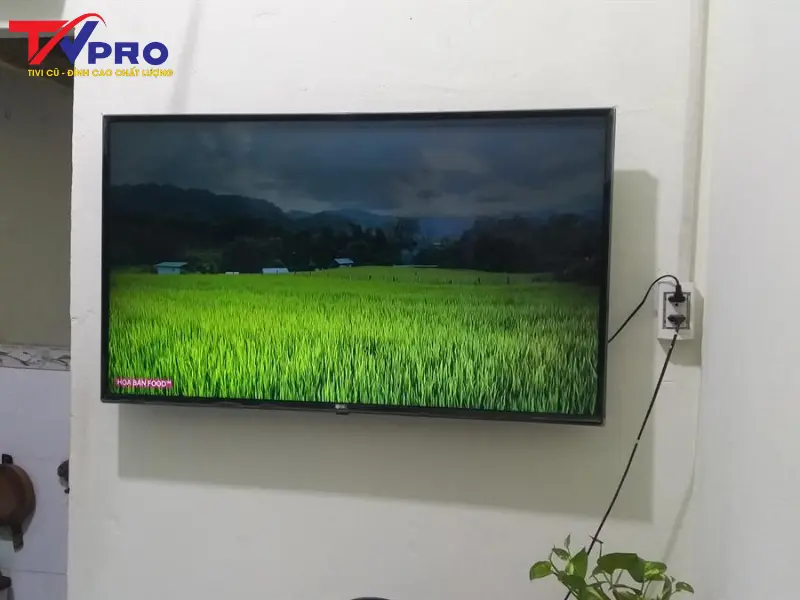 Kiểm tra ngoại hình loa tivi LG cũ